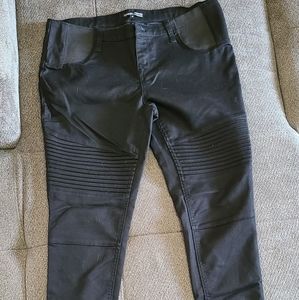 Maternity Jean like dress pant